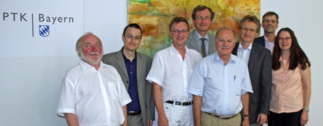 Peter Lehndorfer, Bruno Waldvogel, Dr. Peter Christian Vogel, stellv. Landesvorsitzender des BVDN,         Dr. Gunther Carl, Landesvorsitzender und stellv. Bundesvorsitzender des BVDN, Dr. Hans Martens, stellv. Landesvorsitzender des BVDN, Nikolaus Melcop, Benedikt Waldherr, Gerda B. Gradl (v. l.). 